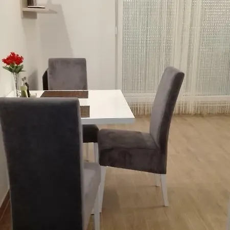 Apartment Sibenska Oaza *