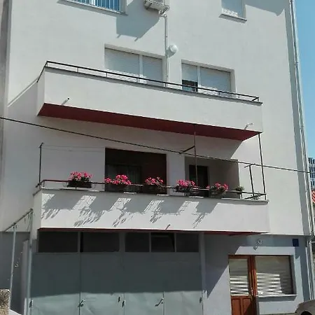 Apartment Sibenska Oaza *