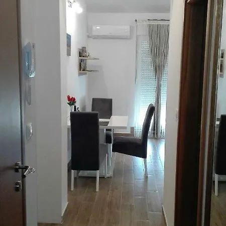 Apartment Sibenska Oaza